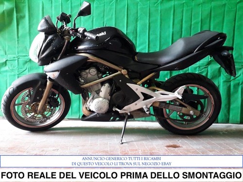 Sono disponibili ricambi - disponibili, moto